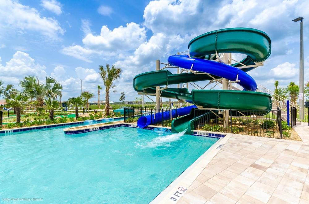 Luxury Pool Home, Spa, Grill- 1664St